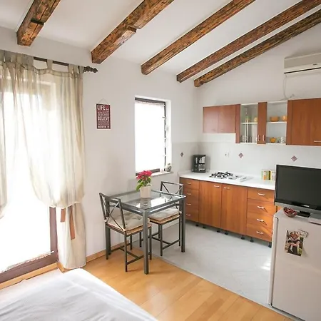 Apartament In Novigrad Istrien 35930