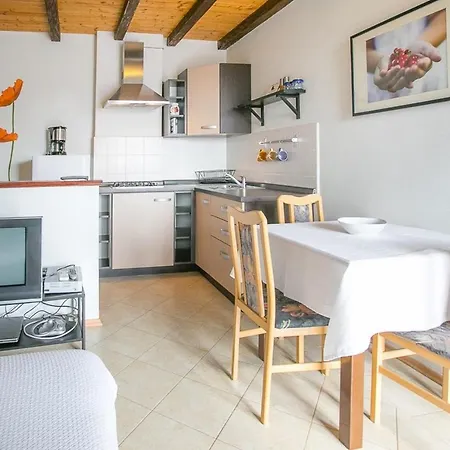 Apartament In Novigrad Istrien 35930